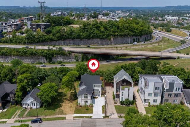 521 31st Ave, N, Nashville, TN 37209