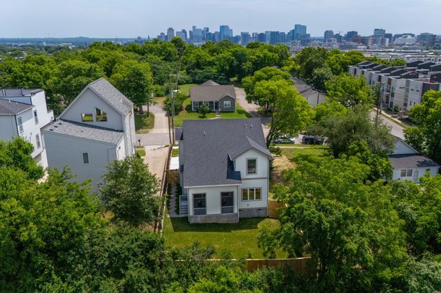 521 31st Ave, N, Nashville, TN 37209