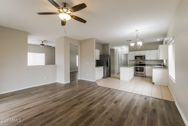 6419 W WHYMAN Avenue, Phoenix, AZ 85043