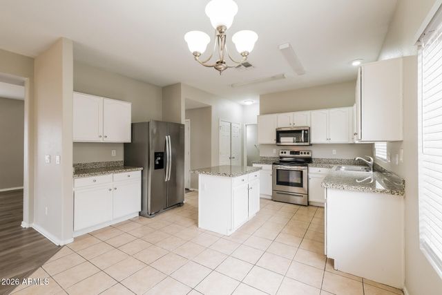6419 W WHYMAN Avenue, Phoenix, AZ 85043
