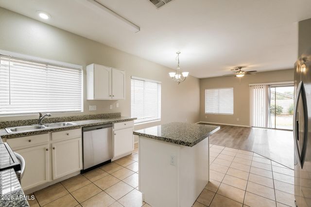 6419 W WHYMAN Avenue, Phoenix, AZ 85043