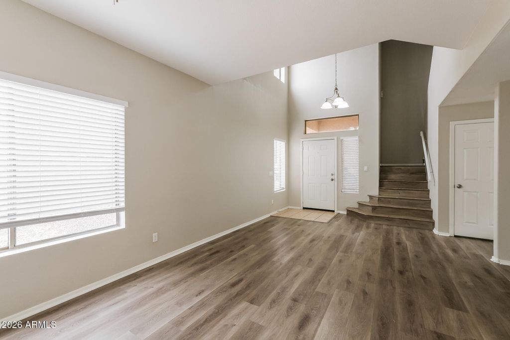 6419 W WHYMAN Avenue, Phoenix, AZ 85043 — photo 3