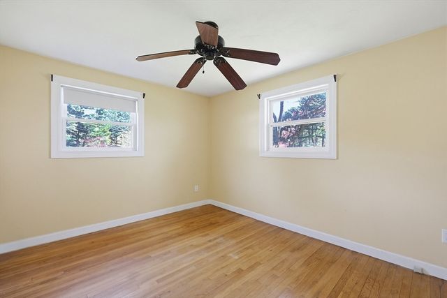 11 Regal St, Holliston, MA 01746