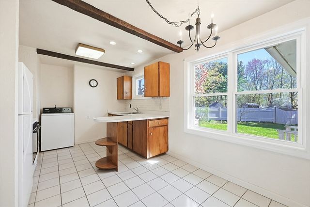 11 Regal St, Holliston, MA 01746