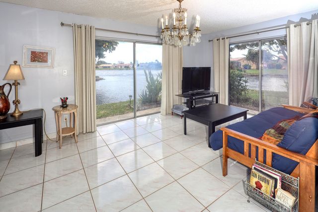 10500 NW 71st Place, Tamarac, FL 33321