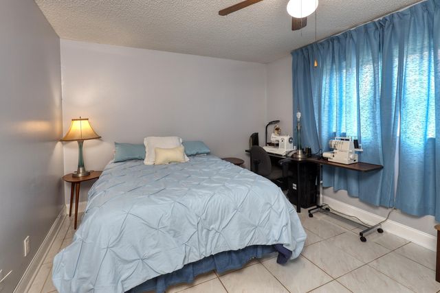 10500 NW 71st Place, Tamarac, FL 33321