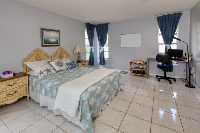 10500 NW 71st Place, Tamarac, FL 33321