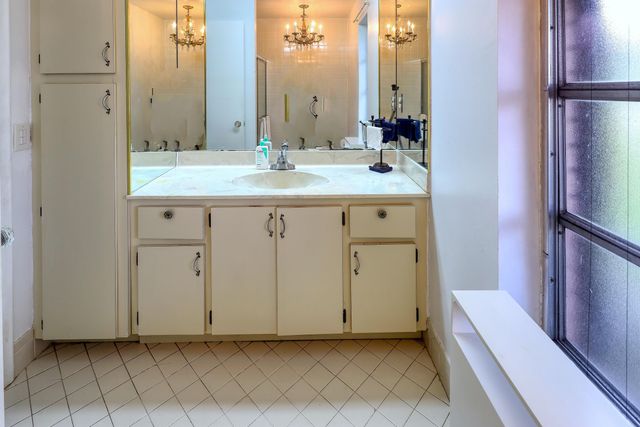 10500 NW 71st Place, Tamarac, FL 33321