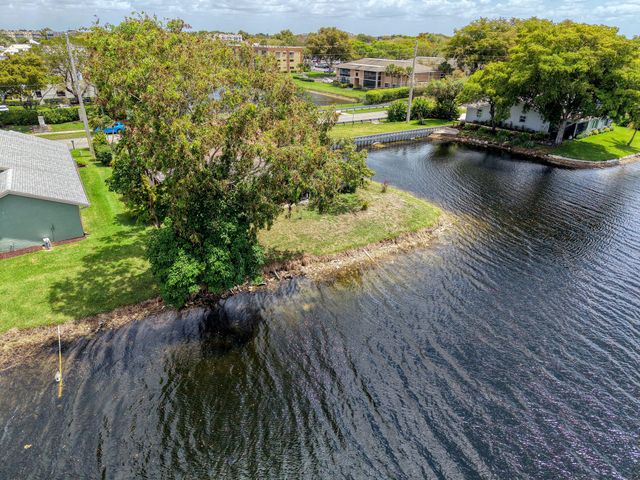 10500 NW 71st Place, Tamarac, FL 33321