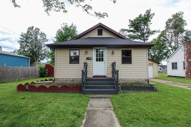 806 West Street, Three Rivers, MI 49093