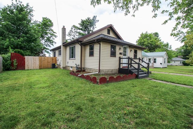 806 West Street, Three Rivers, MI 49093