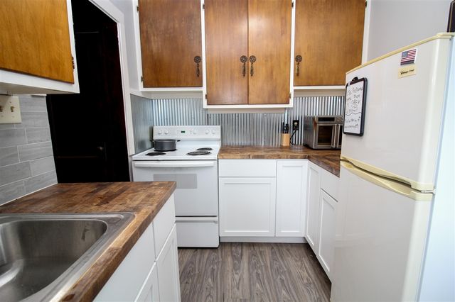 806 West Street, Three Rivers, MI 49093