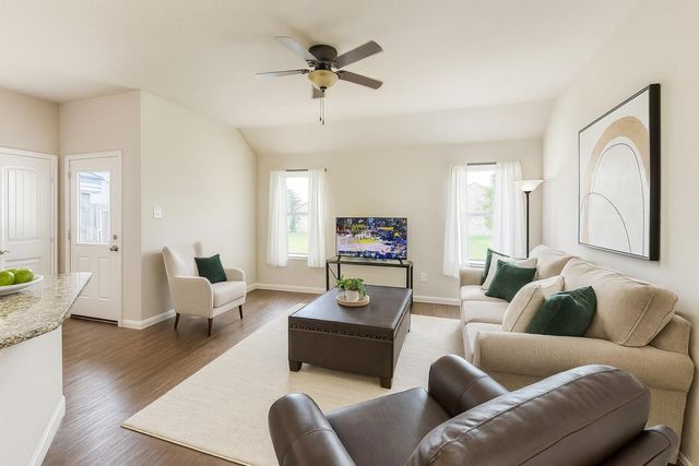 54 Rodeo Crest Drive, Manvel, TX 77578