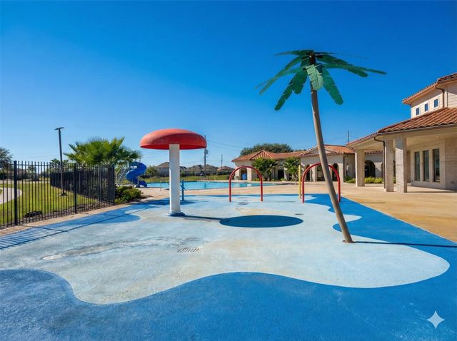 54 Rodeo Crest Drive, Manvel, TX 77578