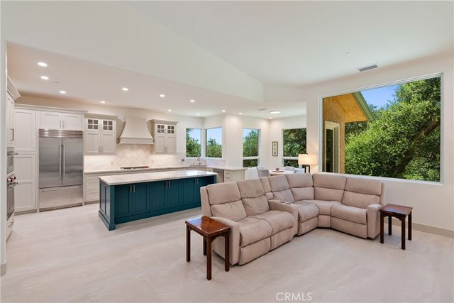 12709 Paso Verde Court, Atascadero, CA 93422