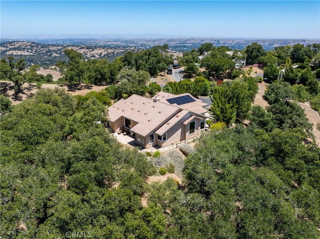 12709 Paso Verde Court, Atascadero, CA 93422