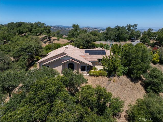 12709 Paso Verde Court, Atascadero, CA 93422