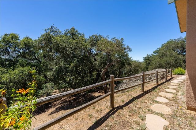 12709 Paso Verde Court, Atascadero, CA 93422
