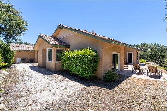 12709 Paso Verde Court, Atascadero, CA 93422