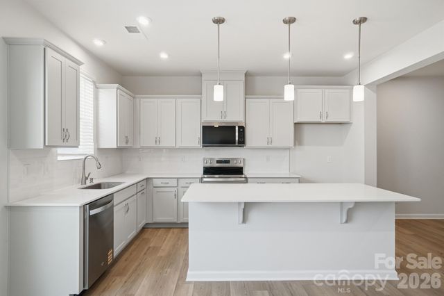 7013 Cerris Drive, Charlotte, NC 28269