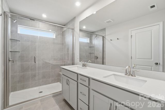 7013 Cerris Drive, Charlotte, NC 28269