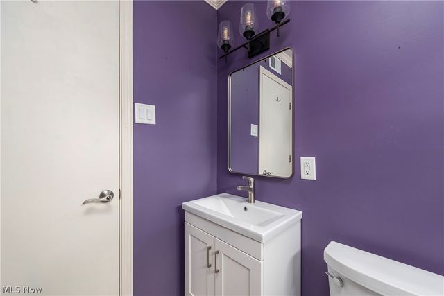 3883 Brookside Boulevard, Cleveland, OH 44111