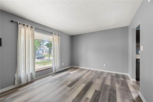 3883 Brookside Boulevard, Cleveland, OH 44111