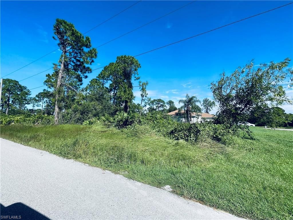 761 Cane ST E, LEHIGH ACRES, FL 33974 — photo 2