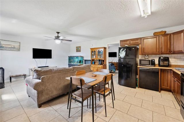 8337 FUSSELL ROAD, Polk City, FL 33868