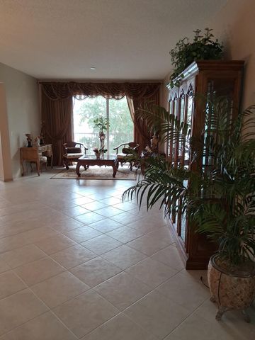 7647 Southampton Terrace D-309, Tamarac, FL 33321