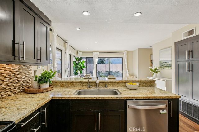 14 Whistling, Irvine, CA 92614