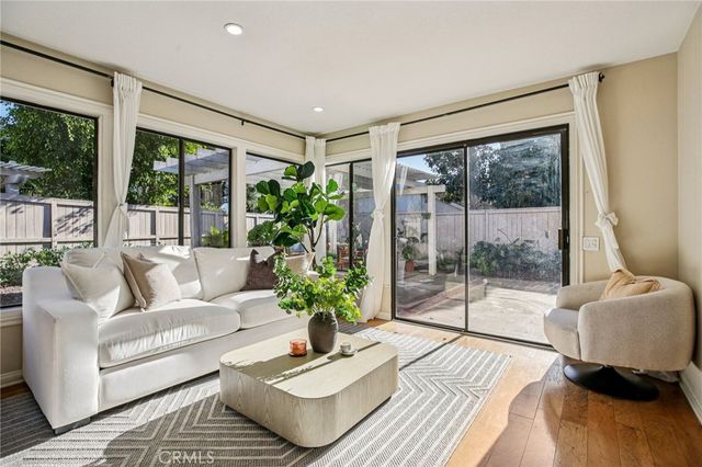 14 Whistling, Irvine, CA 92614