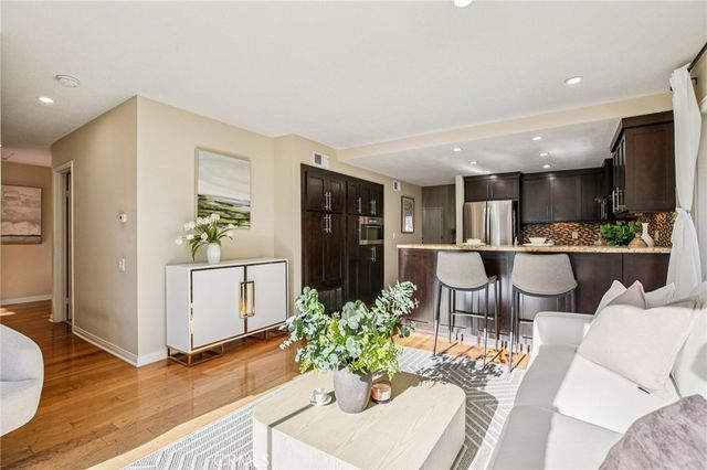 14 Whistling, Irvine, CA 92614