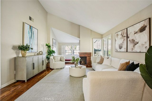 14 Whistling, Irvine, CA 92614