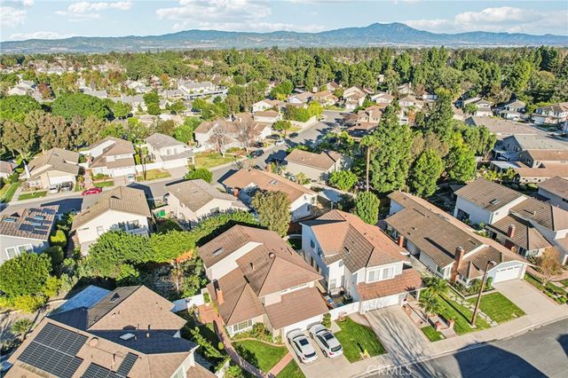 14 Whistling, Irvine, CA 92614