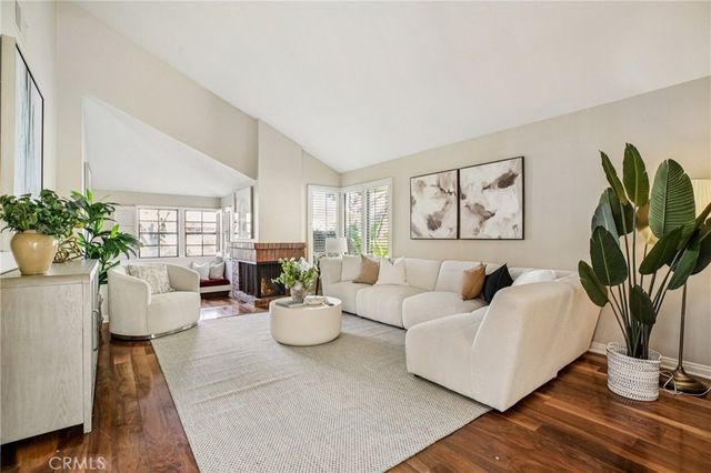 14 Whistling, Irvine, CA 92614