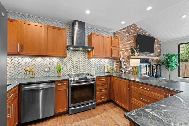 1321 S Dahlia Street, Denver, CO 80222