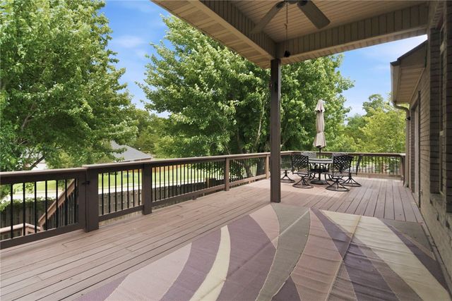 304 SW Duke Avenue, Bentonville, AR 72712