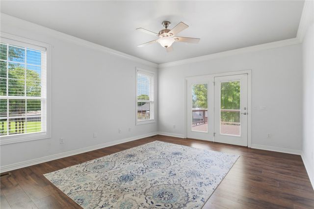 304 SW Duke Avenue, Bentonville, AR 72712