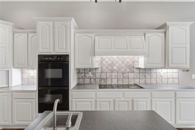 304 SW Duke Avenue, Bentonville, AR 72712