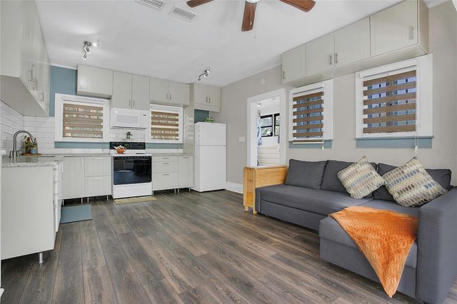 1209 S MYRTLE AVENUE A, Sanford, FL 32771