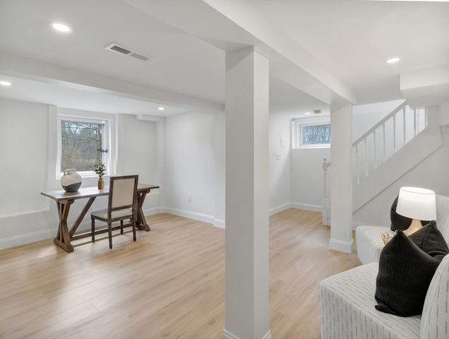187 Colburn St 187, Dedham, MA 02026