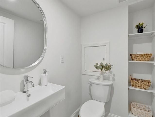 187 Colburn St 187, Dedham, MA 02026