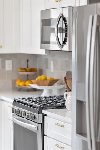 187 Colburn St 187, Dedham, MA 02026