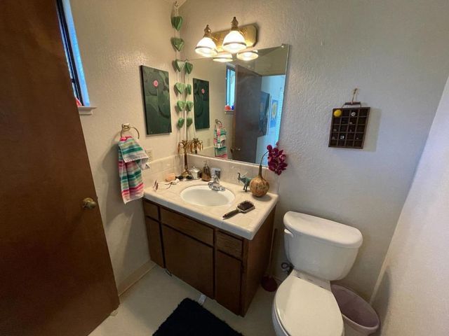 1069 7th Avenue, Santa Cruz, CA 95062