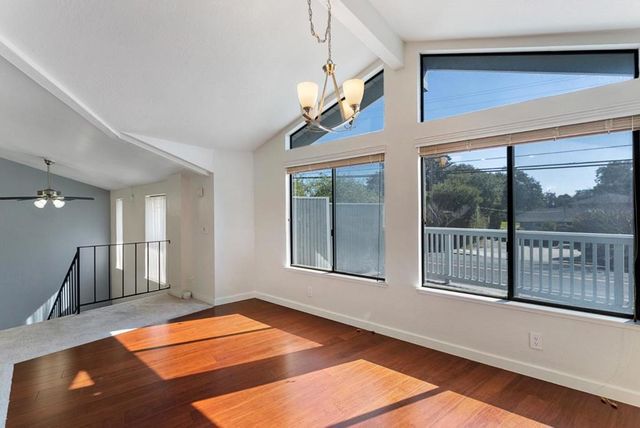 1069 7th Avenue, Santa Cruz, CA 95062