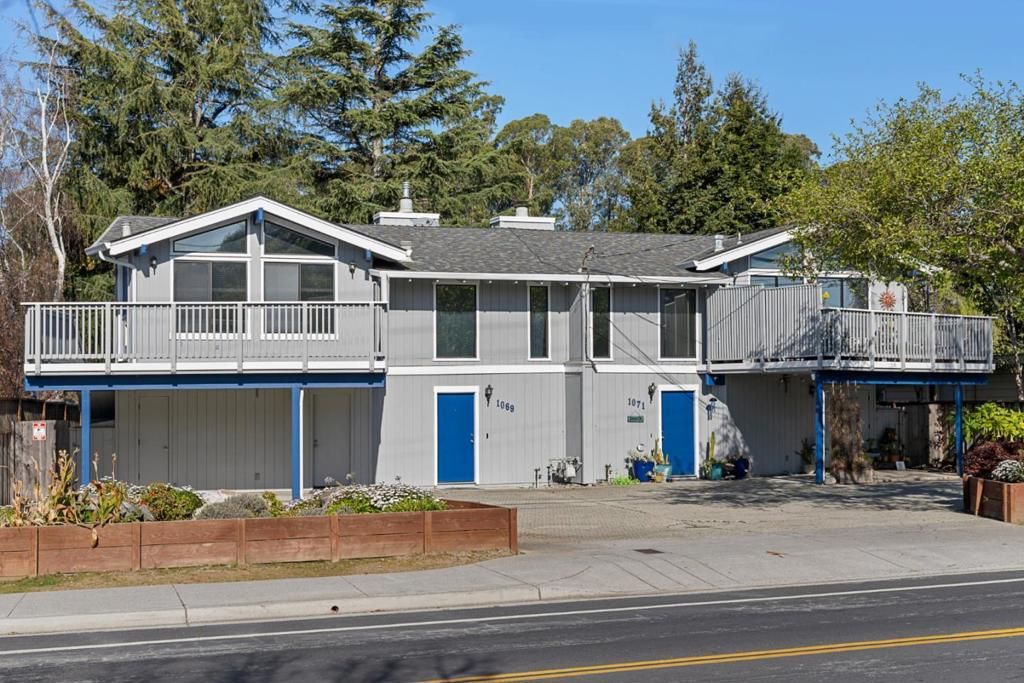 1069 7th Avenue, Santa Cruz, CA 95062