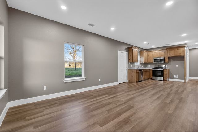 512 SW 15th Street, Mineral Wells, TX 76067