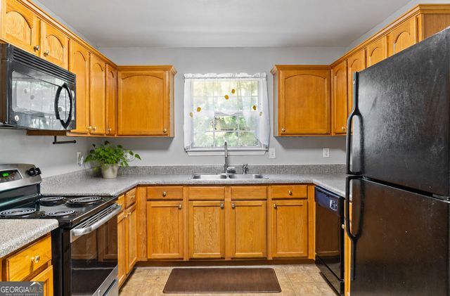 1952 Boatswain Drive, Hampton, GA 30228