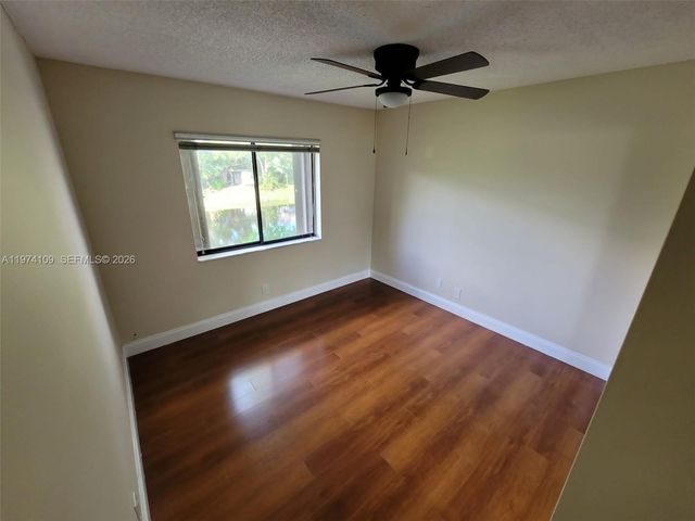 6 Wimbledon Lake Dr 252, Plantation, FL 33324